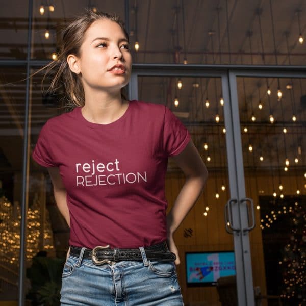 Koszulka unisex Reject Rejection – burgundowa – S