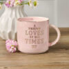 Kubek ceramiczny – A Friend Loves At All Times