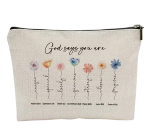 Kosmetyczka – God says you are