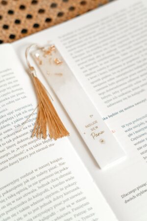 Zakładka z żywicy – Raduj się – BIAŁA