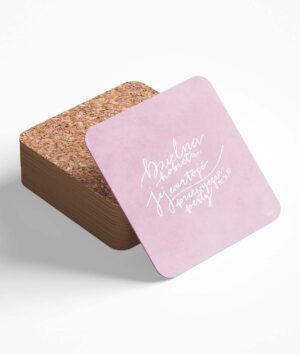 Podstawka korkowa – Dzielna kobieta – róż